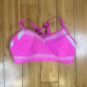 Nike Flyknit Indy Teck Pack Support Sports Training Bra Woman Sz M AQ0160-686